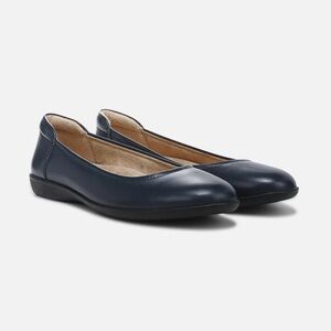 Naturalizer “Flexy” Navy Ballet Flats
